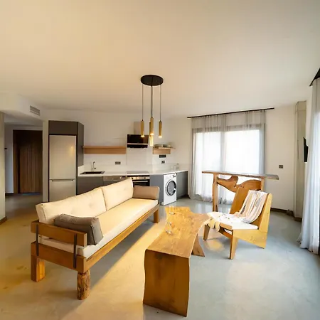 Kikonia Art & Lägenhetshotell Akyaka (Mugla)