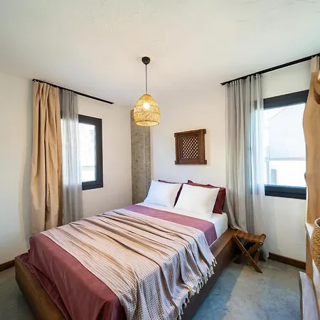 Kikonia Art & Lägenhetshotell Akyaka (Mugla)