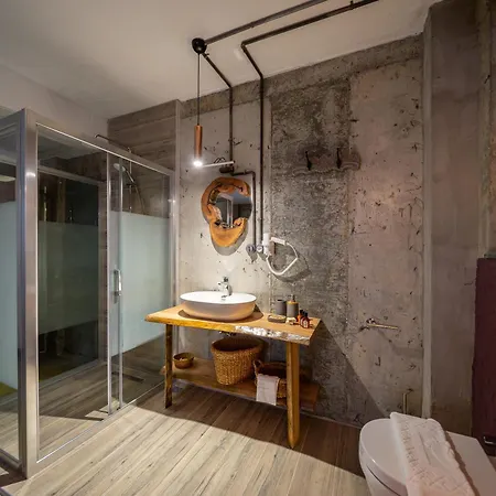 Aparthotel Kikonia Art &