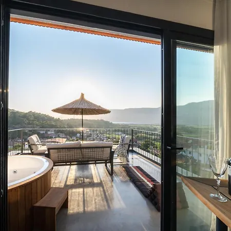 Kikonia Art & Lägenhetshotell Akyaka (Mugla)