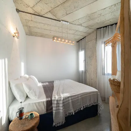 Aparthotel Kikonia Art & 4*