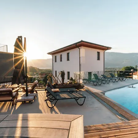 Kikonia Art & Aparthotel 4*