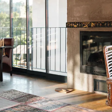 Lägenhetshotell Kikonia Art &