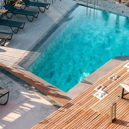 מלון דירות Kikonia Art &