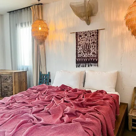 Kikonia Art & Lägenhetshotell Akyaka (Mugla)