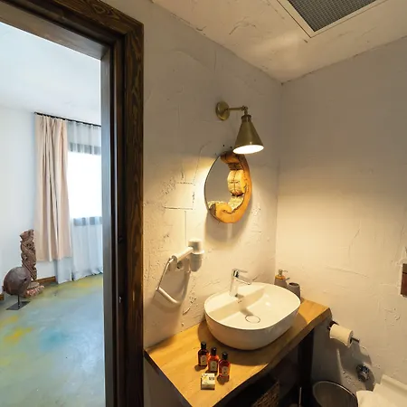 Kikonia Art&suites 4*